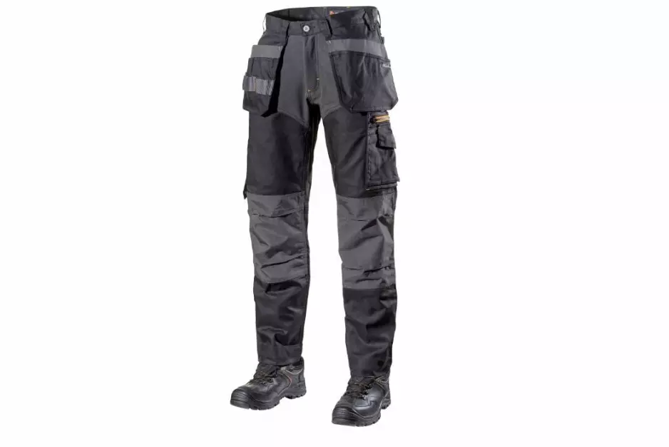 YOURS - Cargo mom jeans met elastische tailleband in zwart | Yours Clothing